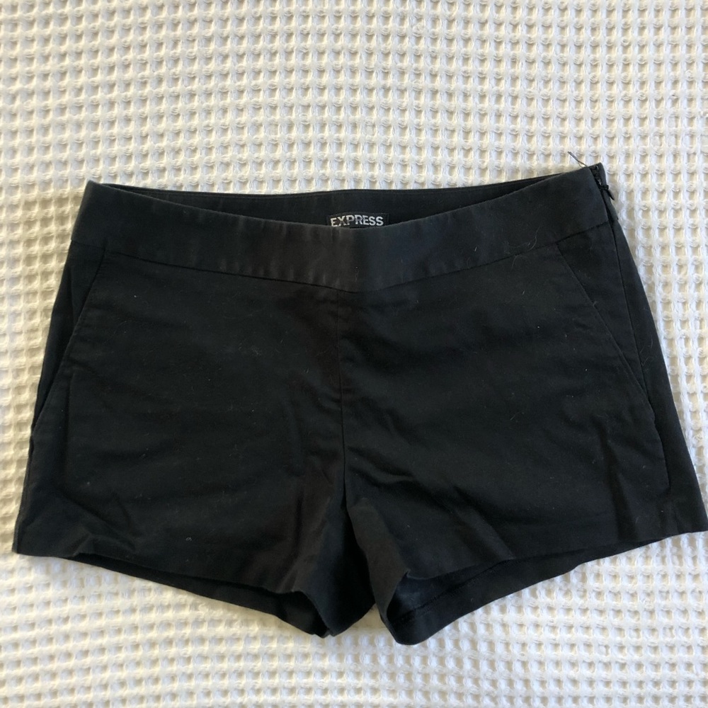 Express black shorts size 4